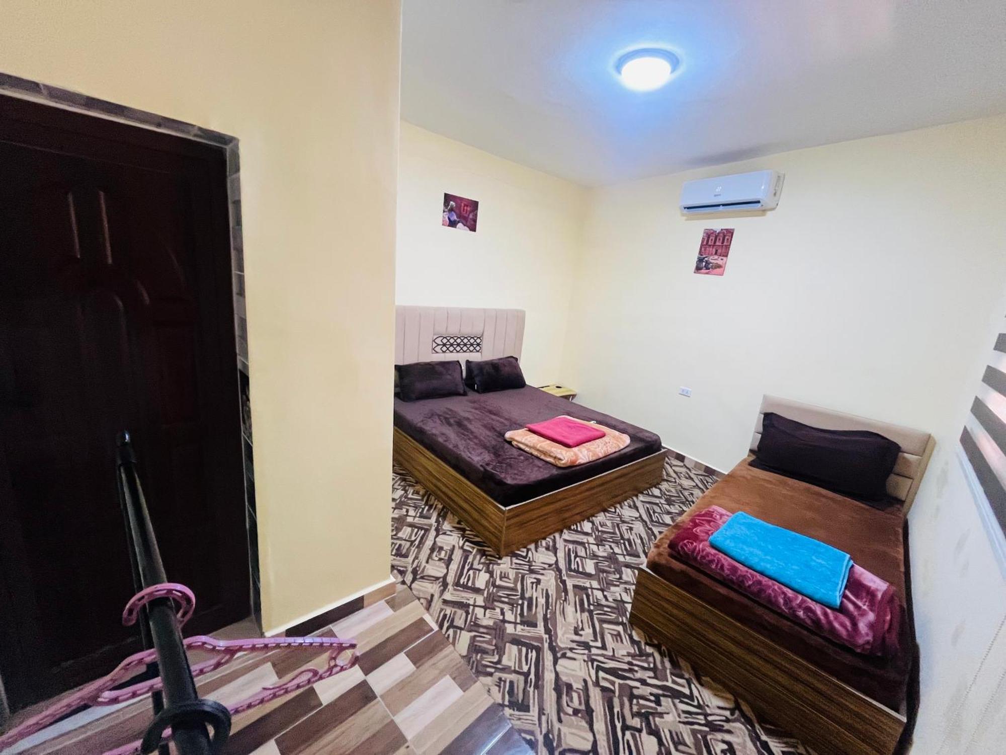 Petra Royal Ranch Bed & Breakfast Wadi Musa Exterior photo