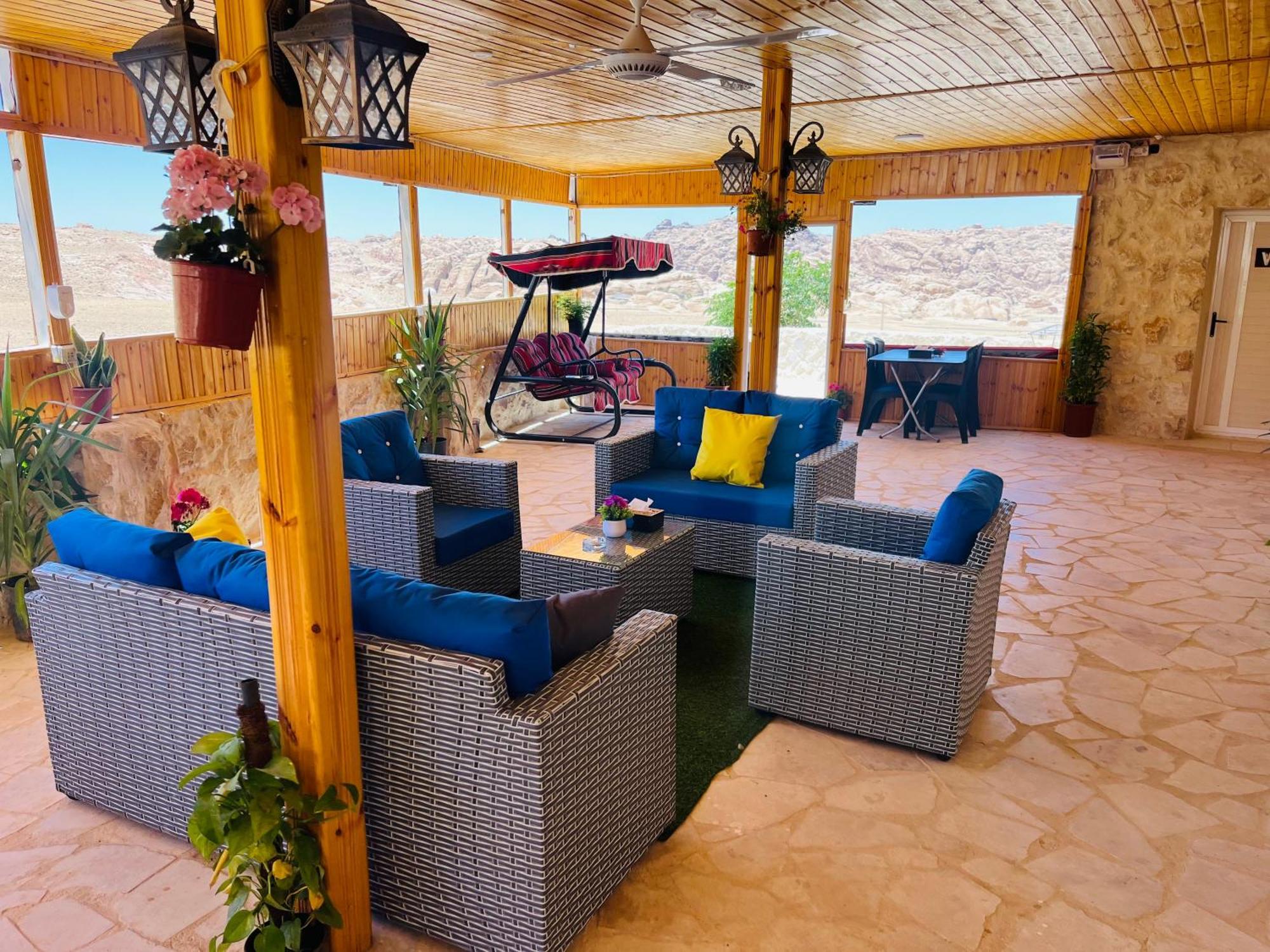Petra Royal Ranch Bed & Breakfast Wadi Musa Exterior photo