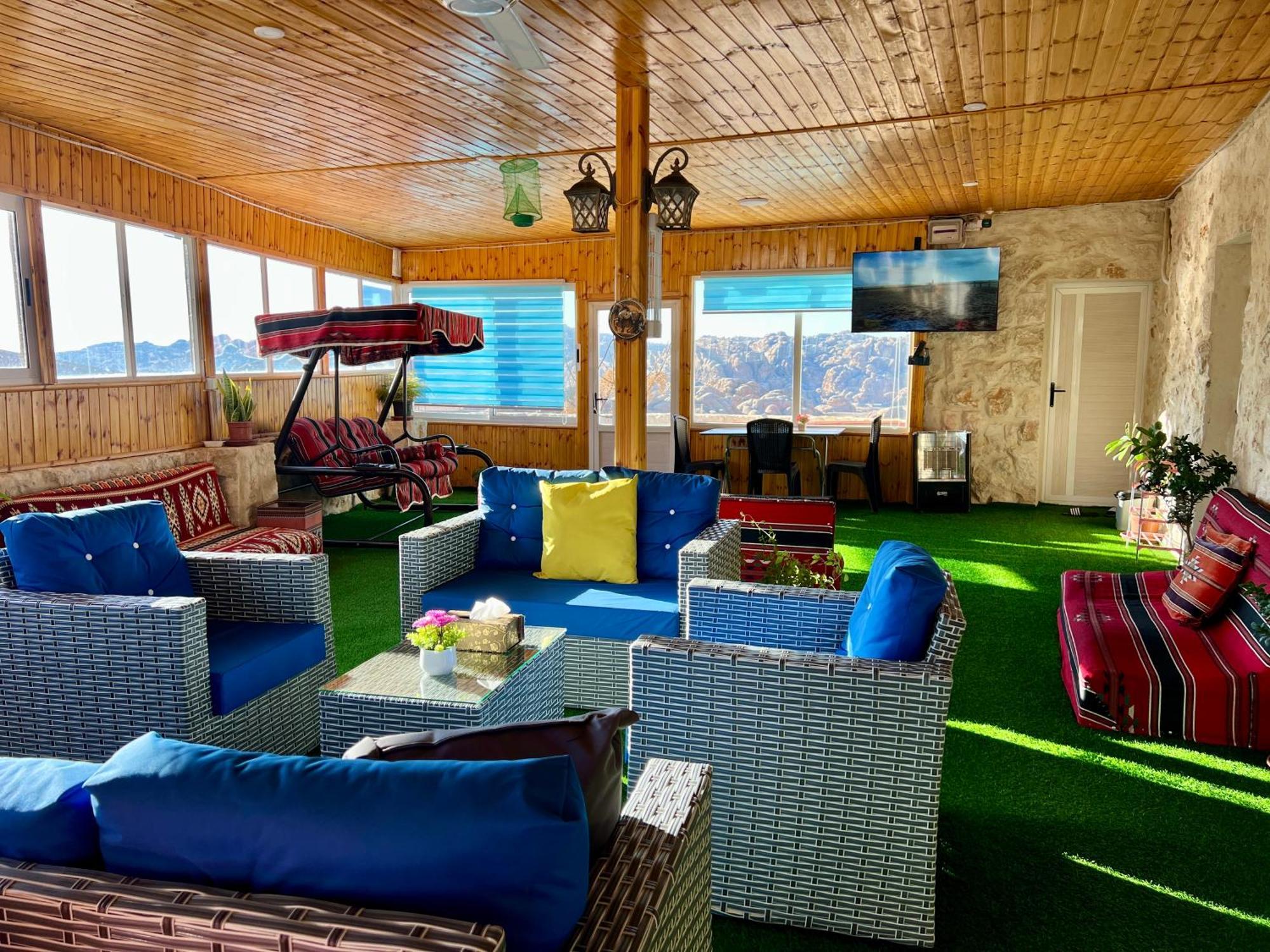 Petra Royal Ranch Bed & Breakfast Wadi Musa Exterior photo